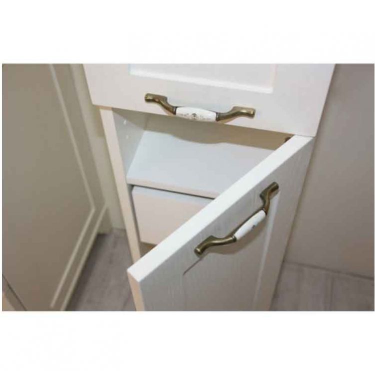 leon3ndqry.jpg leon3ndqry.jpg