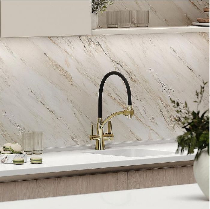 Смеситель для кухни Sancos Eri SC4001ZG Полированное золото Черный