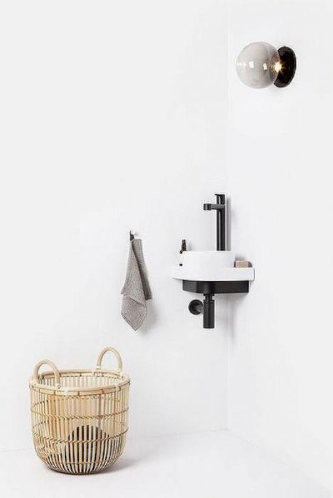 Раковина Ravak Yard 28 C XJX01228000 угловая Белая