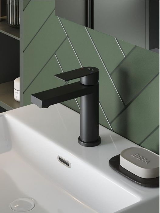 Смеситель для раковины Alfi LF702144 цвет Черный матовый