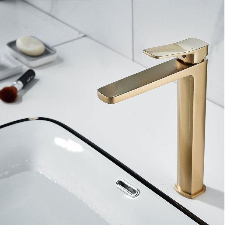 Смеситель для раковины Shevanik S9911G цвет Золотой сатин