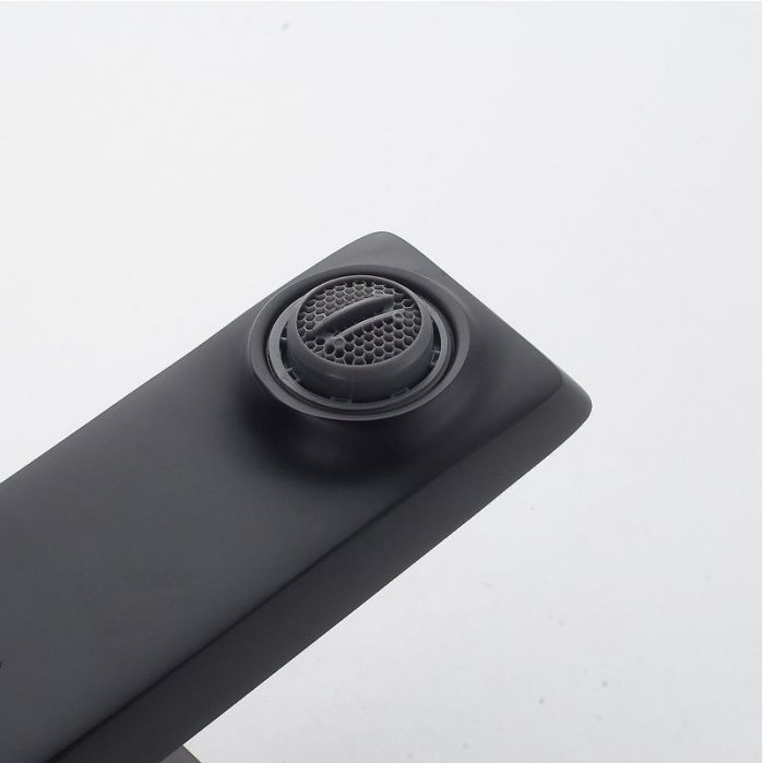 Смеситель для раковины Shevanik S4401H цвет Черный