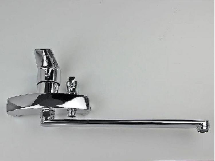 Смеситель для ванны Viko V-4315 универсальный Хром Смеситель для ванны Viko V-4315 универсальный Хром