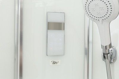 Душевая кабина Black&White Galaxy G5507 R Душевая кабина Black&White Galaxy G5507 R