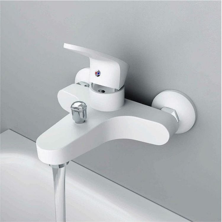 Смеситель для ванны Dorff Alpha D9010000WH Белый матовый