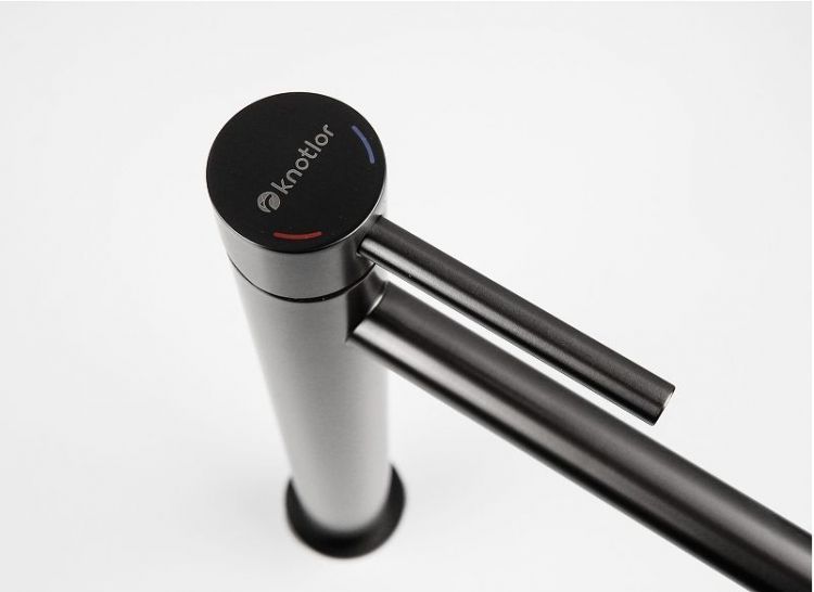 Смеситель для раковины Knotlor Eclipse SS-21/GM цвет Вороненая сталь Смеситель для раковины Knotlor Eclipse SS-21/GM цвет Вороненая сталь