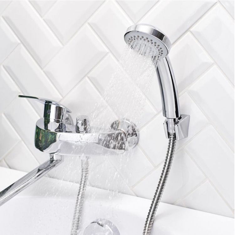 Смеситель для ванны Boou B8213-46F универсальный цвет Хром Смеситель для ванны Boou B8213-46F универсальный цвет Хром