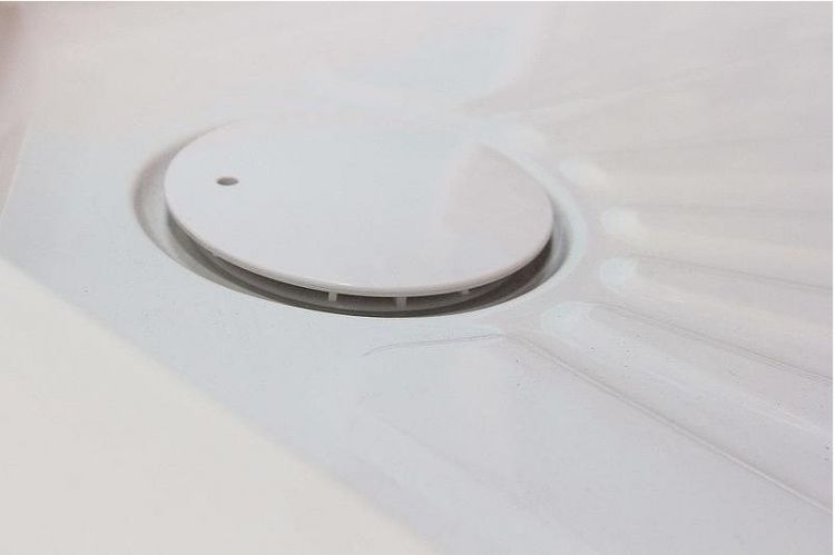 Душевая кабина Ceruttispa Chika 90x90 901T без гидромассажа Душевая кабина Ceruttispa Chika 90x90 901T без гидромассажа