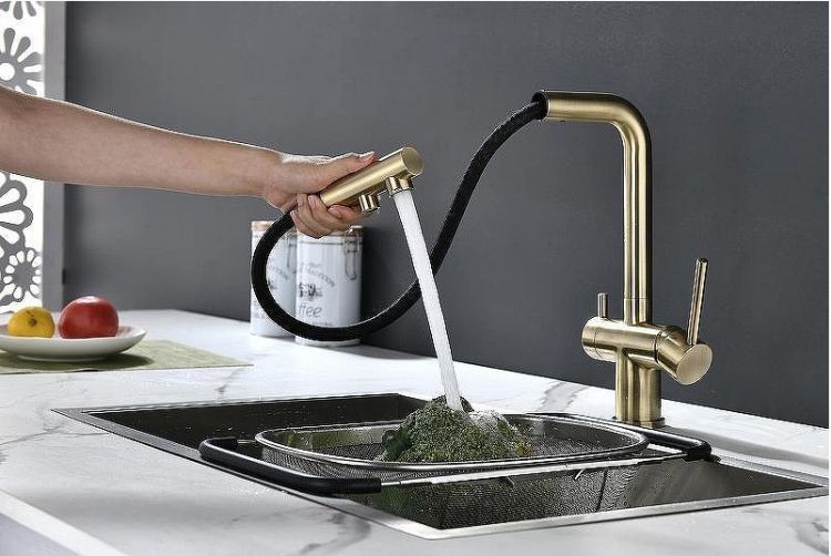 Смеситель для кухни Paulmark Serpentine Se213222-BR Бронза Смеситель для кухни Paulmark Serpentine Se213222-BR Бронза