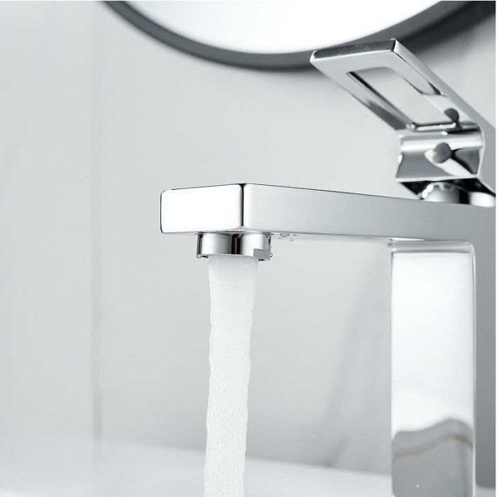 Смеситель для раковины Raffine F0196 цвет Хром