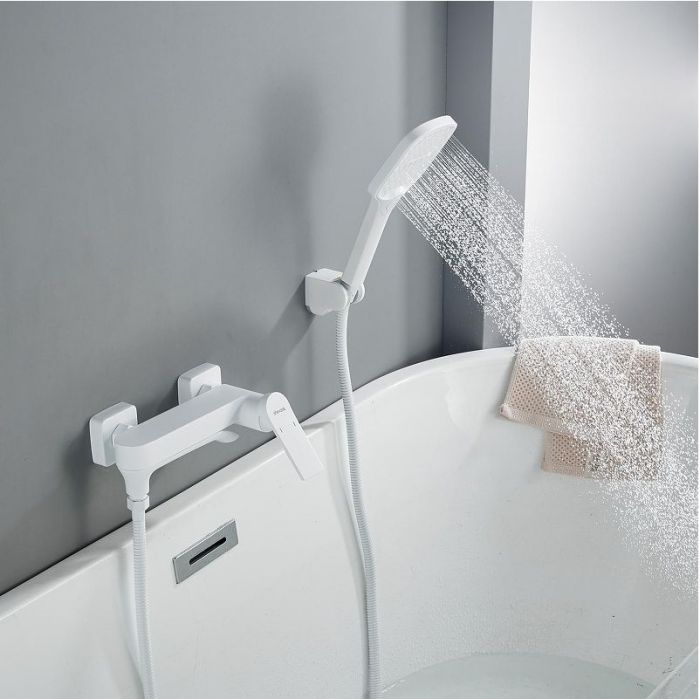 Смеситель для ванны Shevanik S4102C цвет Белый