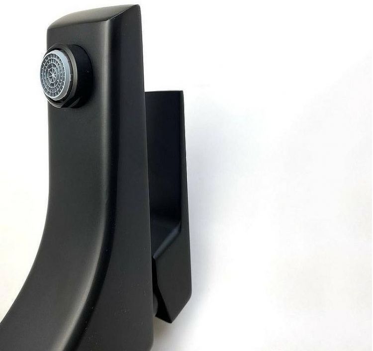 Смеситель для раковины Paini Torre 98YO205/574 с гигиеническим душем Черный матовый Смеситель для раковины Paini Torre 98YO205/574 с гигиеническим душем Черный матовый