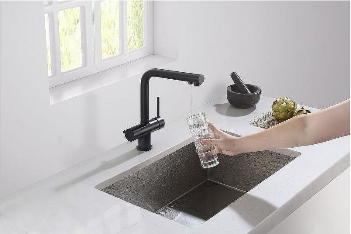 Смеситель для кухни Timo Saona 2396/03F Черный матовый