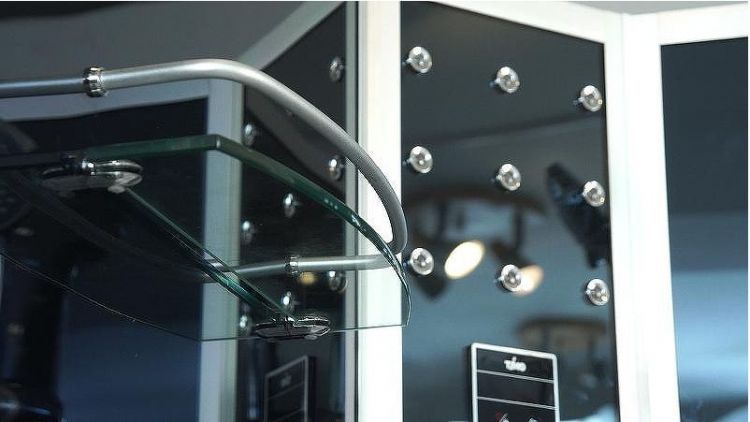 Душевой бокс Timo Standart 135x135 T-1135 с гидромассажем Душевой бокс Timo Standart 135x135 T-1135 с гидромассажем