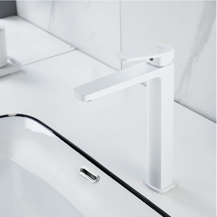 Смеситель для раковины Raffine F1199C цвет Белый