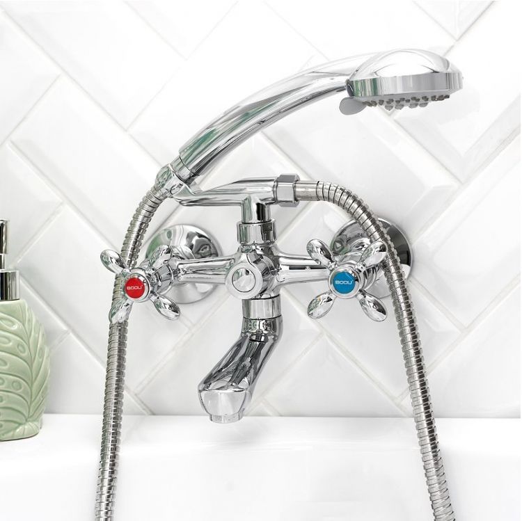 Смеситель для ванны Boou BA5318-2-B702 цвет Хром Смеситель для ванны Boou BA5318-2-B702 цвет Хром