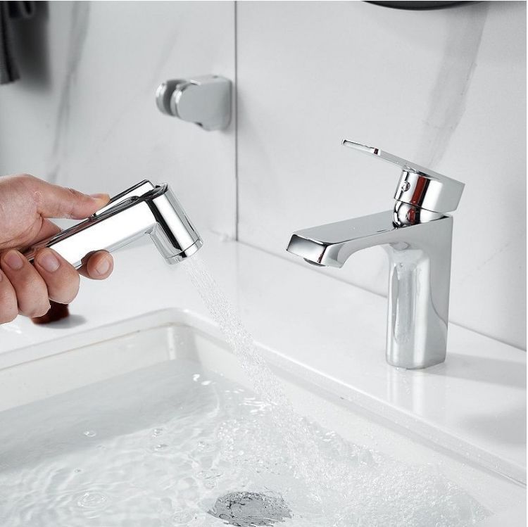 Смеситель для раковины Raffine F171 с гигиеническим душем цвет Хром