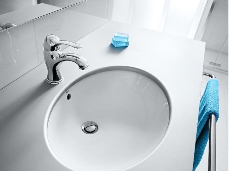 Раковина Roca Berna 55 327871001 Белая