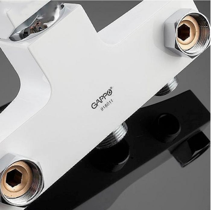 Смеситель для ванны Gappo G07 G2207-7 универсальный Белый Хром
