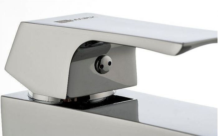 Смеситель для раковины Lemark Unit LM4516C с гигиеническим душем Хром
