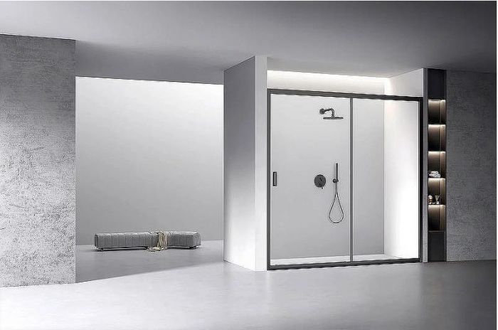 Душевая дверь Veconi Vianno VN-60 190 VN60B-190-01-C5 профиль Черный стекло прозрачное