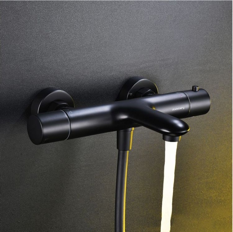 Смеситель для ванны Abelsberg Perfecta INF61101MB с термостатом цвет Вулканический черный Смеситель для ванны Abelsberg Perfecta INF61101MB с термостатом цвет Вулканический черный