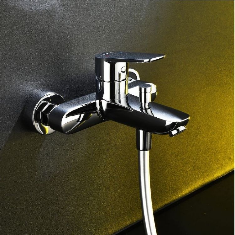 Смеситель для ванны Abelsberg Lineara UNF25747CH цвет Глянцевый хром