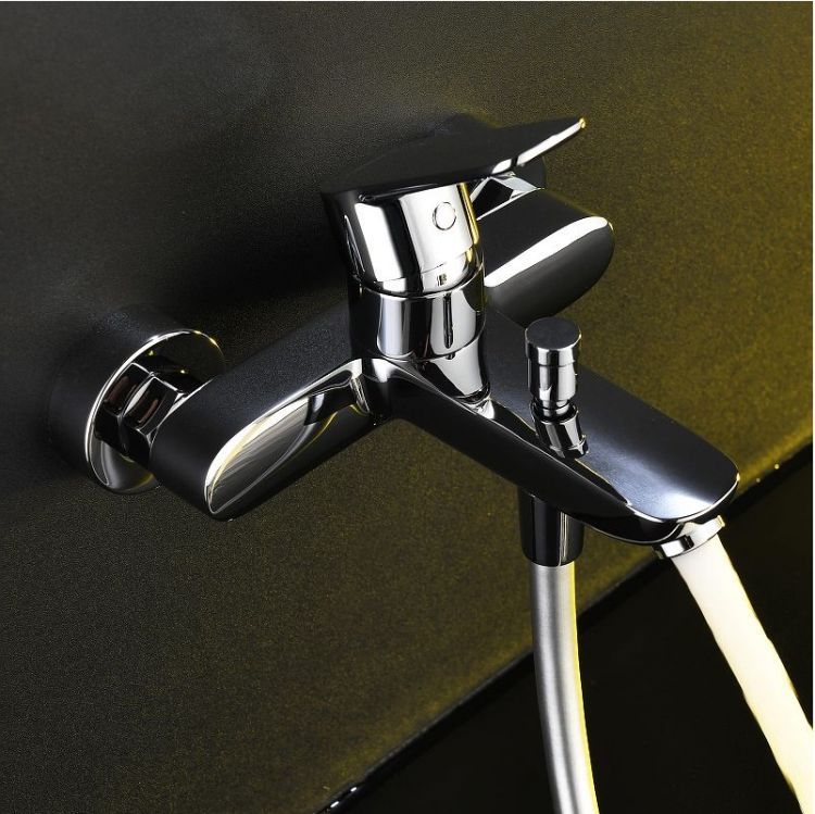 Смеситель для ванны Abelsberg Lineara UNF25747CH цвет Глянцевый хром