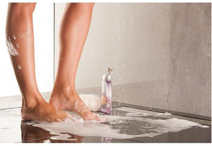 Душевой лоток Pestan Confluo Premium Line 950 13100007 с двухсторонней решеткой Хром матовый  / полая под плитку