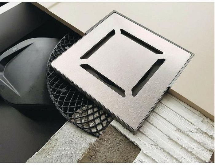 Душевой трап Berges Platz Norma 100x100 091158 с решеткой Хром