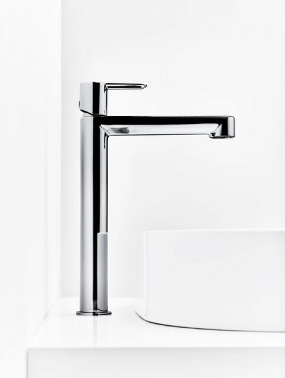 Смеситель для раковины Ravak Puri X070114, хром Смеситель для раковины Ravak Puri X070114, хром