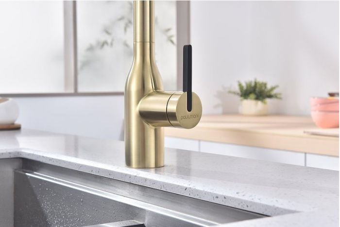 Смеситель для кухни Paulmark Magneto One Ma213188-LG цвет Светлое золото