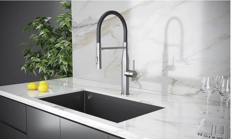 Смеситель для кухни KUCHENSTERN KERN-E 406GL40 цвет Золото