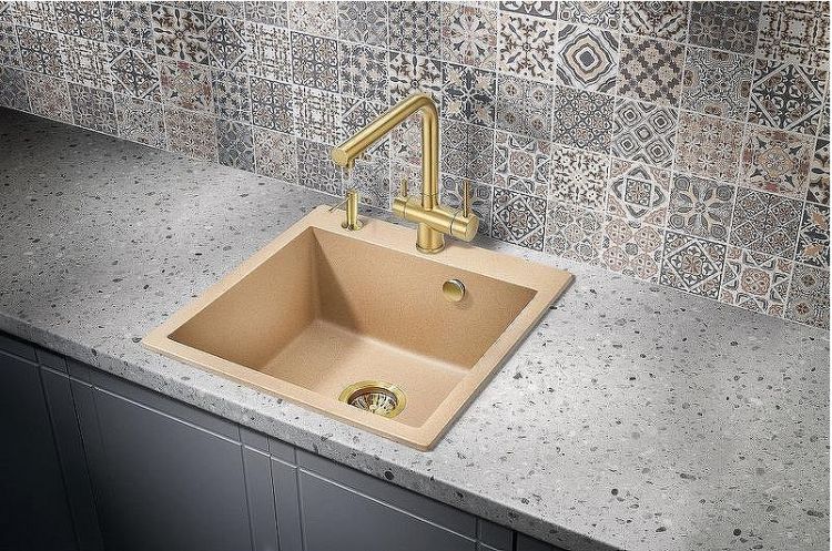 Смеситель для кухни Milacio Ultra MCU.558.GD Золото брашированное Смеситель для кухни Milacio Ultra MCU.558.GD Золото брашированное