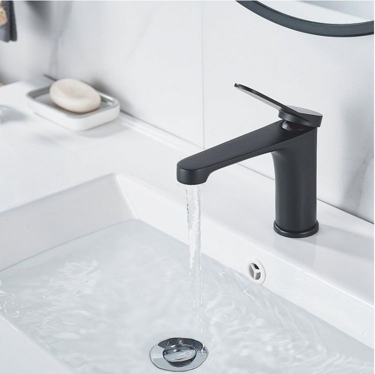 Смеситель для раковины Shevanik S6201H цвет Черный