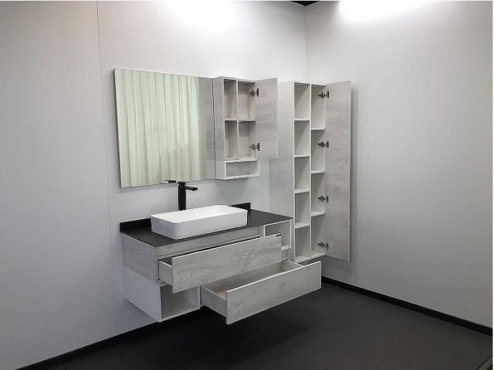 Шкаф пенал Comforty Прага 45 00004136272 подвесной Дуб белый