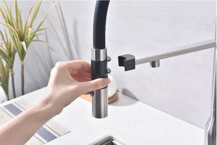 Смеситель для кухни Paulmark Magneto One Ma213188-BS Брашированная сталь