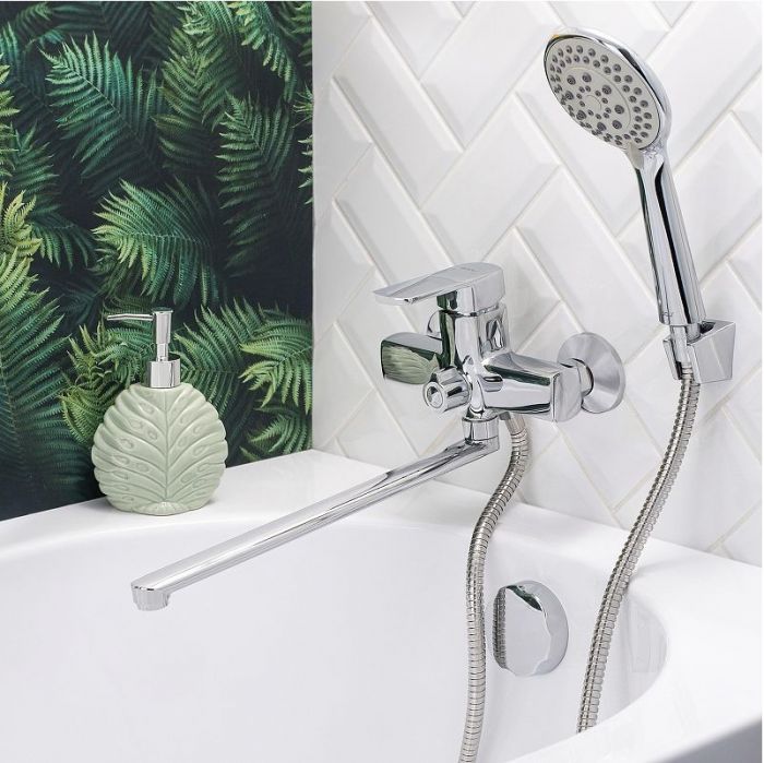 Смеситель для ванны Boou B8215-18F универсальный цвет Хром