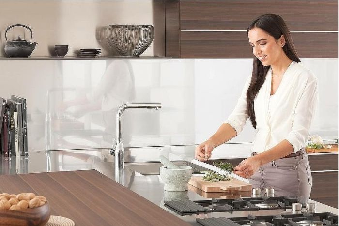 Смеситель для кухни Grohe Essence New 30270000 Хром