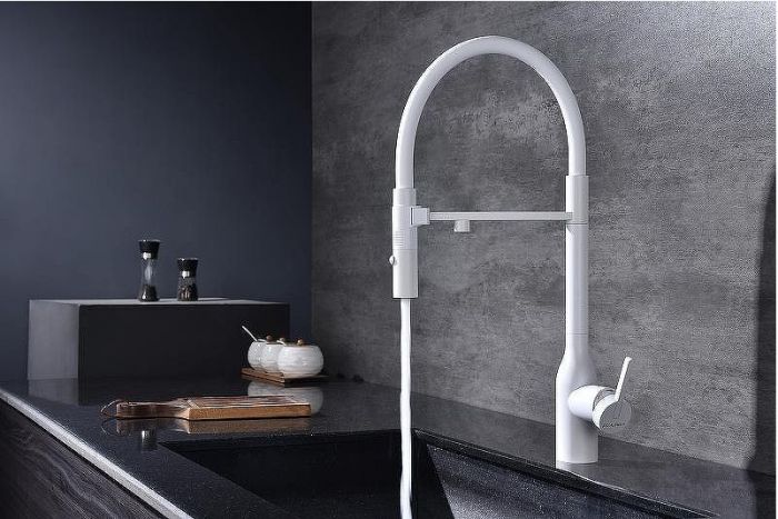 Смеситель для кухни Paulmark Magneto One Ma213188-WH Белый матовый