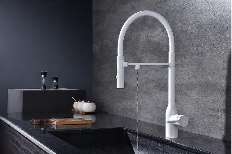 Смеситель для кухни Paulmark Magneto One Ma213188-WH Белый матовый Смеситель для кухни Paulmark Magneto One Ma213188-WH Белый матовый