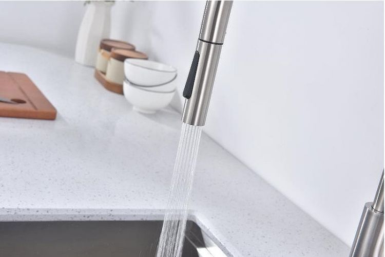 Смеситель для кухни Paulmark Senso Se215180-BS Брашированная сталь Смеситель для кухни Paulmark Senso Se215180-BS Брашированная сталь