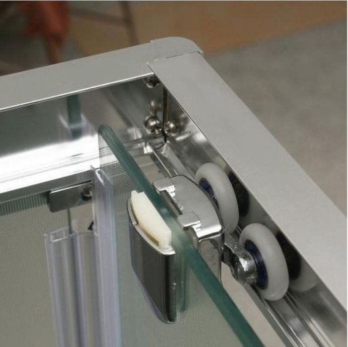 Душевой уголок BelBagno Uno 80х80 UNO-195-A-2-80-C-Cr профиль Хром стекло прозрачное