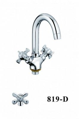 Смеситель для кухни D-Lin D156819-D цвет  Хром