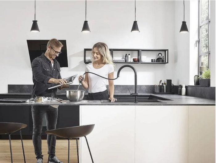 Смеситель для кухни Hansgrohe Talis M54 72802670 Черный матовый